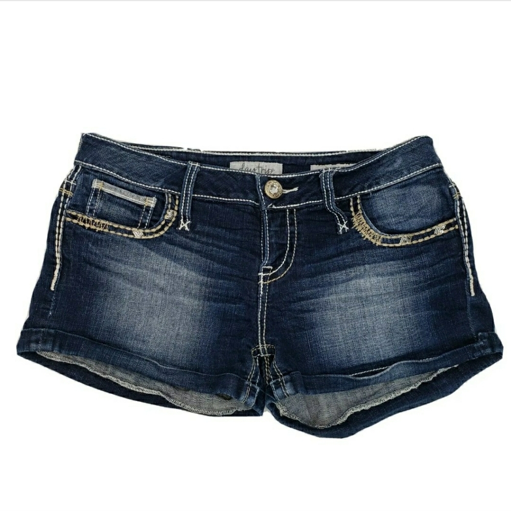 Day Trip Scorpio Bootie Shorts Cuffed 30